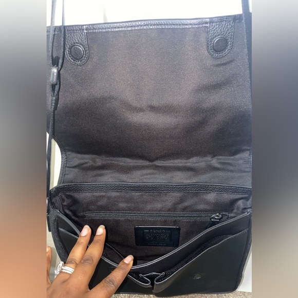 The item is a Thompson Map Bag in Signature Jacquard with Varsity strip by Coach - Picture 3 of 5